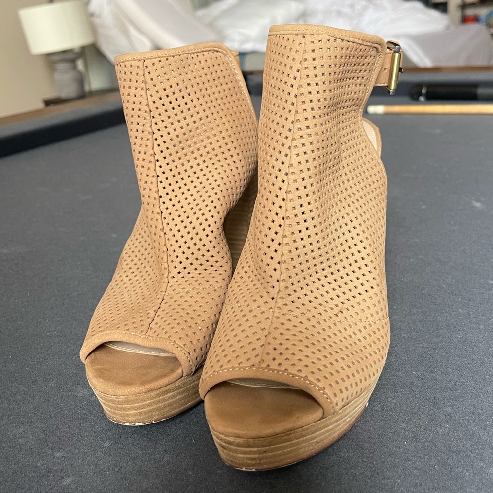Perforated Tan Peep-Toe Heels